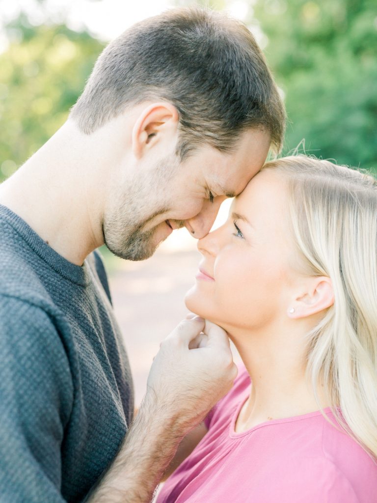 orange city engagement photographer